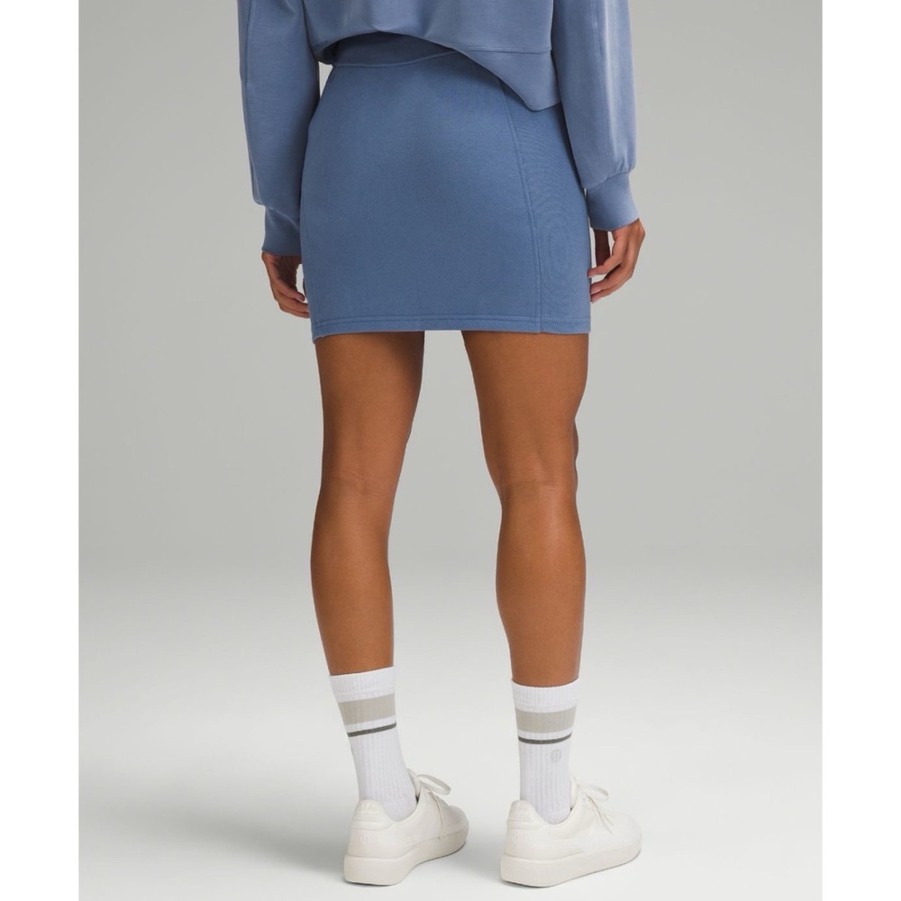 NWT Lululemon Scuba High Rise Mini Skirt Oasis Blue XS - Picture 3 of 8